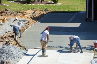 Who Does Residential Concrete Repairs